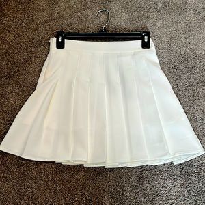 Pleated skirt